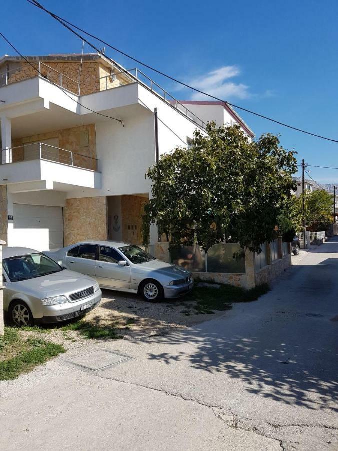 Apartment Dijana Kastela Ngoại thất bức ảnh